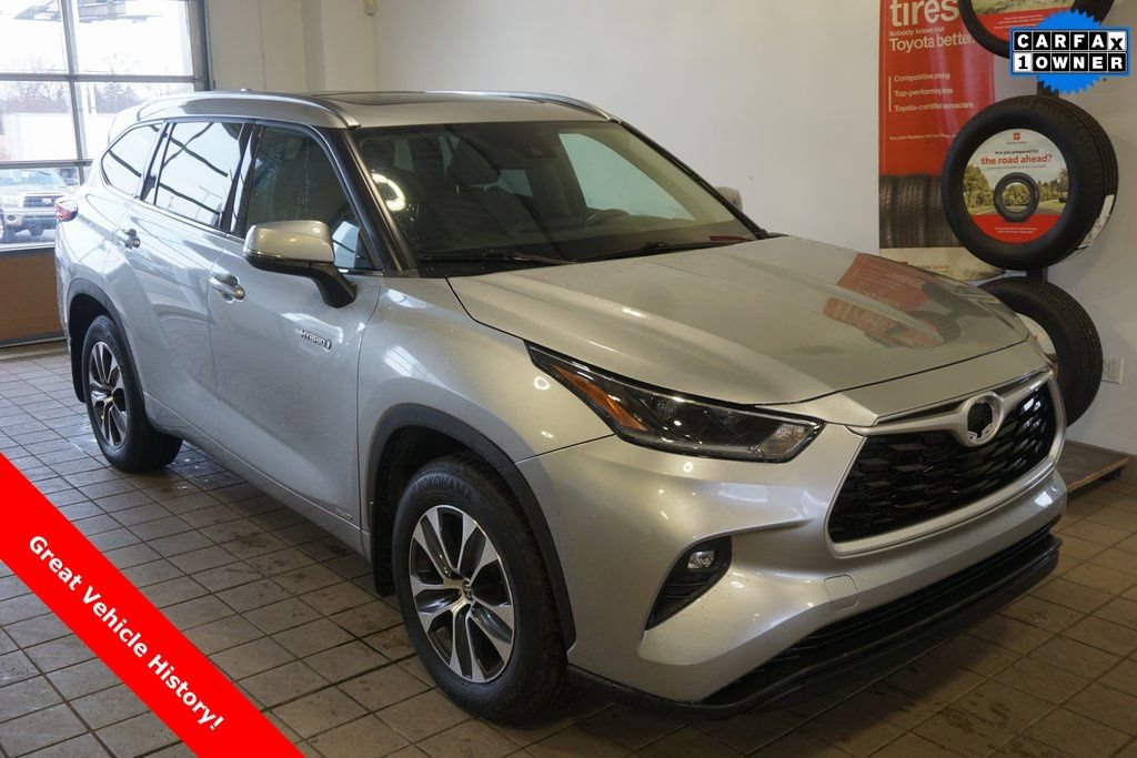 2021 Toyota Highlander Hybrid SUV 