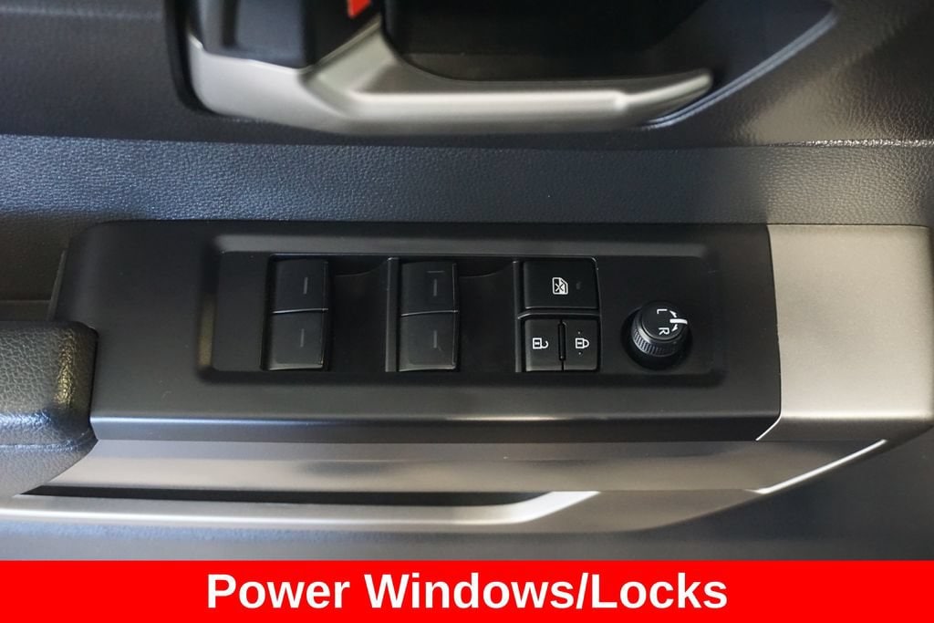 2024 Toyota Tundra SR5 - Photo 6