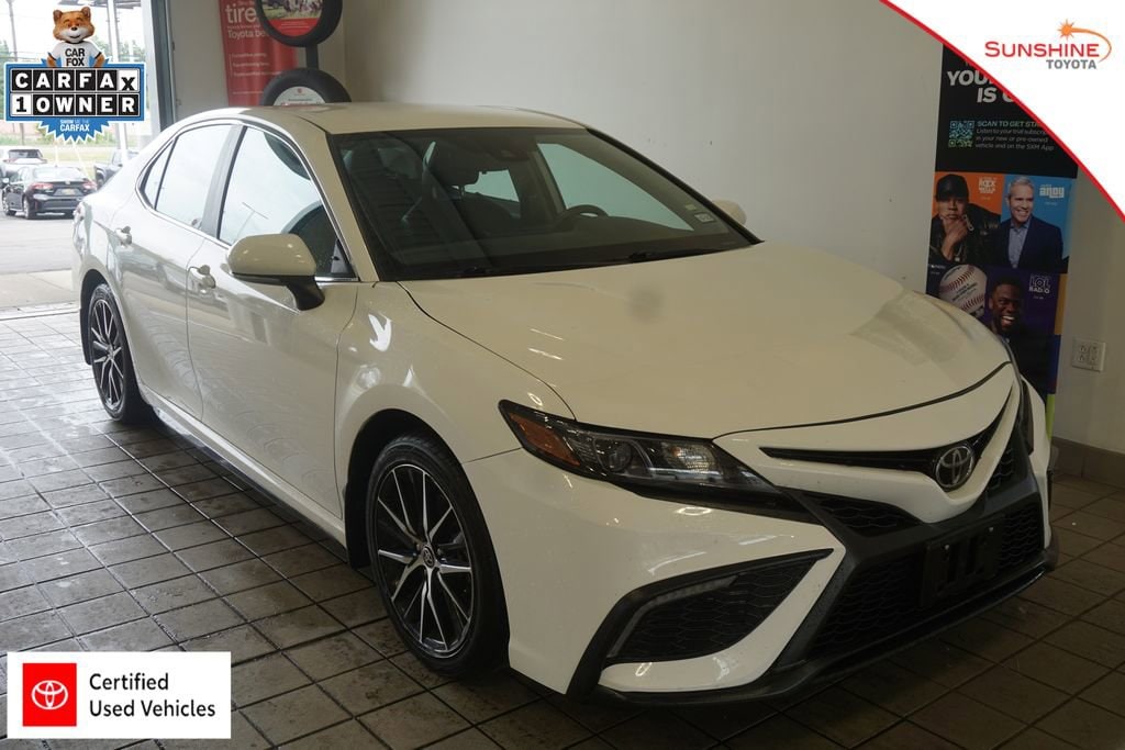 Used 2024 Toyota Camry SE Sedan