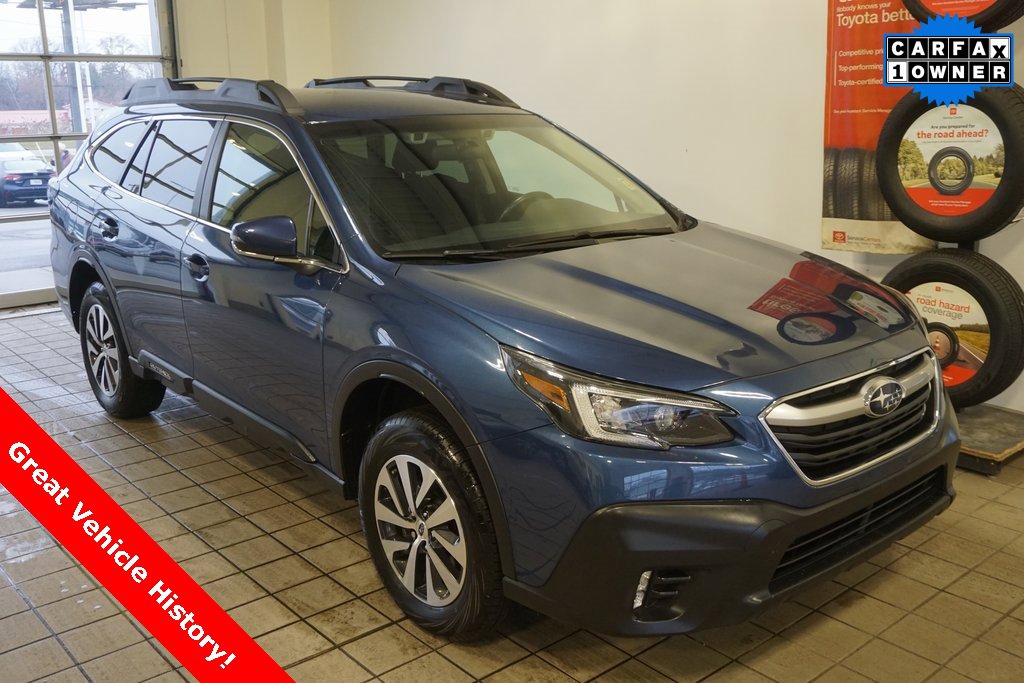 2022 Subaru Outback Premium's photo