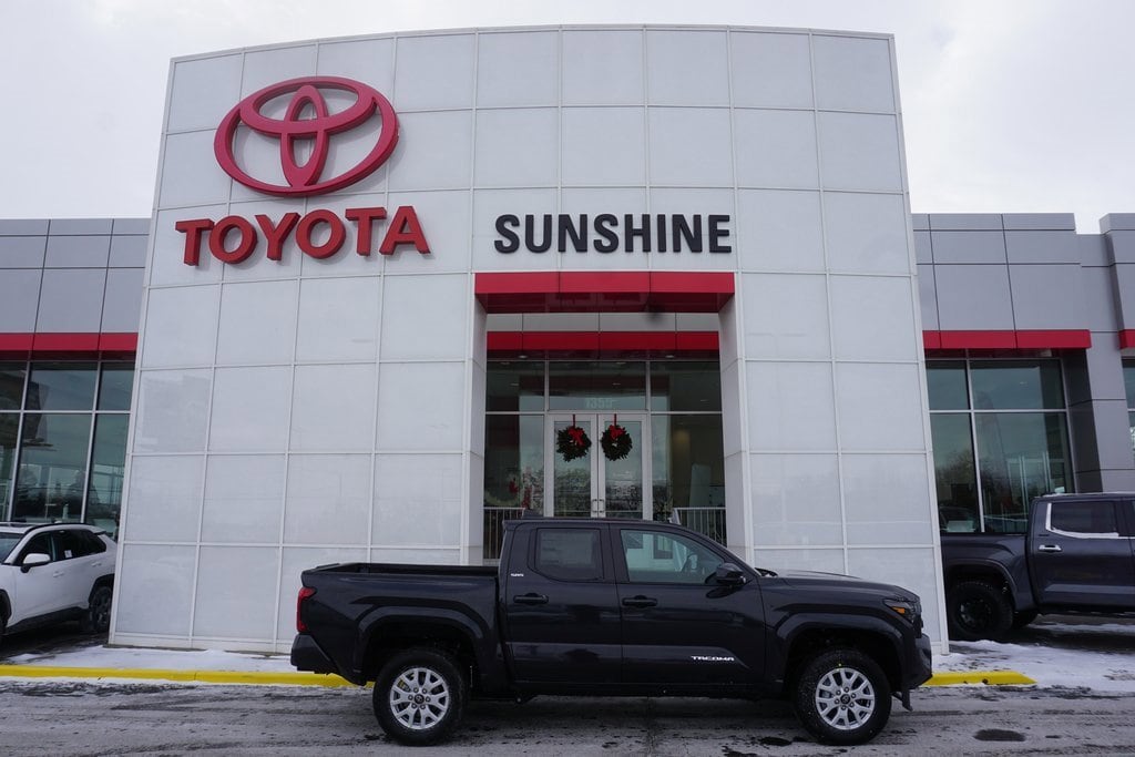 2026 Toyota Tacoma SR5's photo