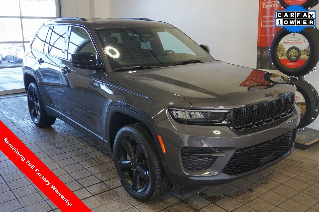 2024 Jeep Grand Cherokee Altitude's photo