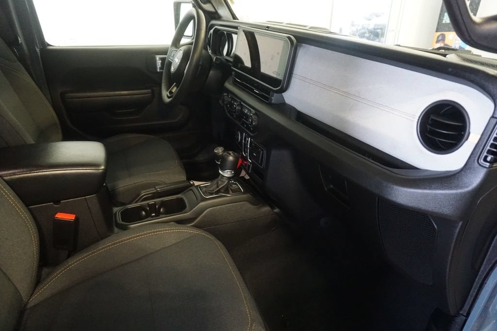 2024 Jeep Wrangler 4xe Willys 4XE - Photo 23