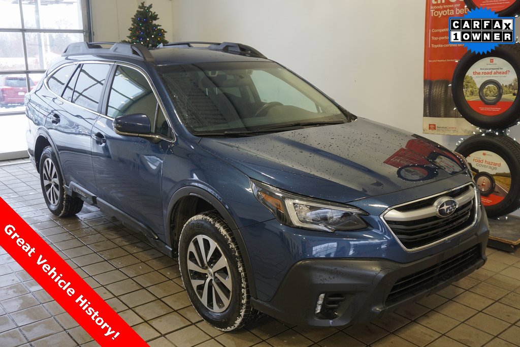 2022 Subaru Outback Premium's photo