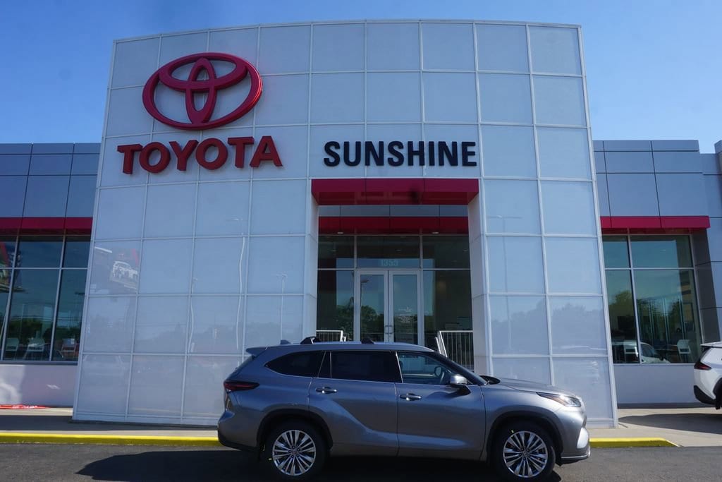 2026 Toyota Highlander PLATINUM AWD 