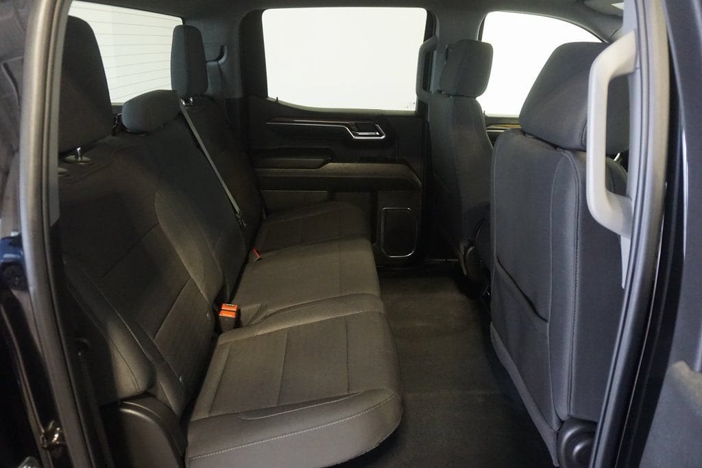 2025 Chevrolet Silverado 1500 LT - Photo 24