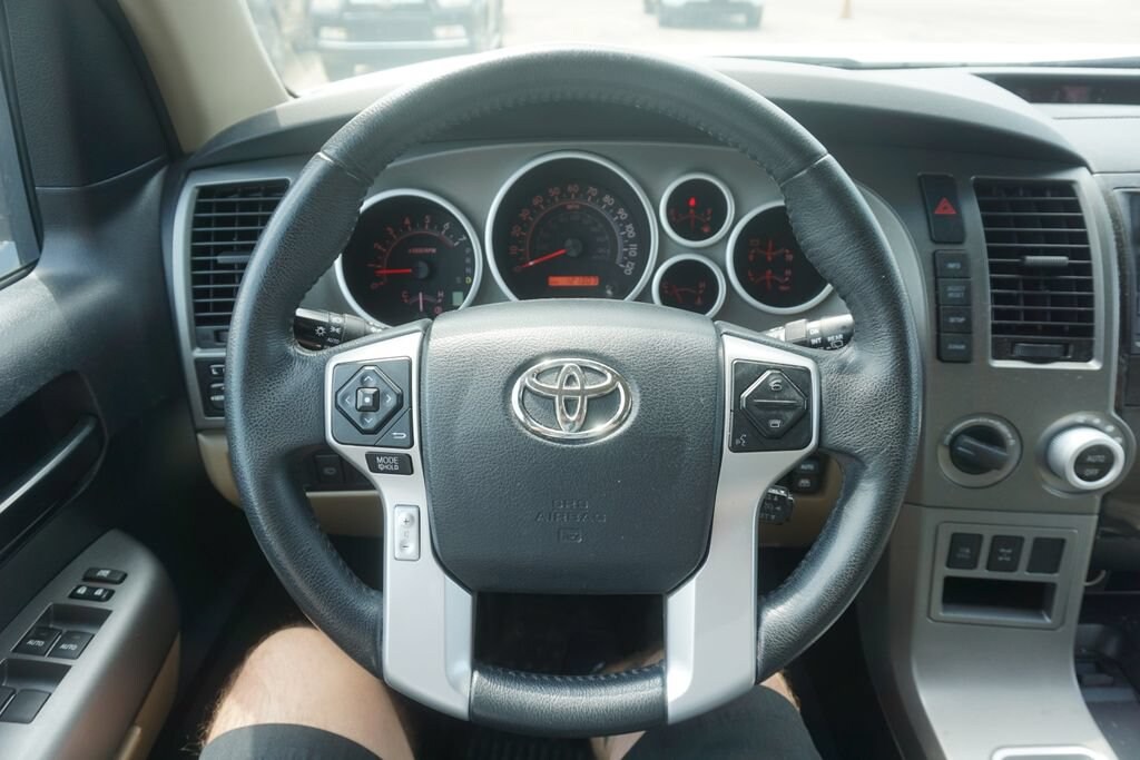 Used 2017 Toyota Sequoia SR5 w/FFV SUV