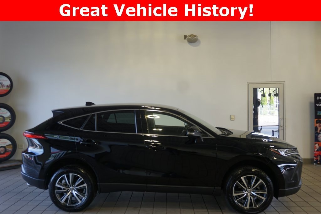 Used 2022 Toyota Venza LE SUV