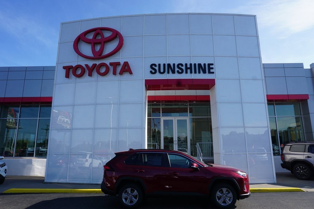2025 Toyota RAV4 XLE AWD SUV 