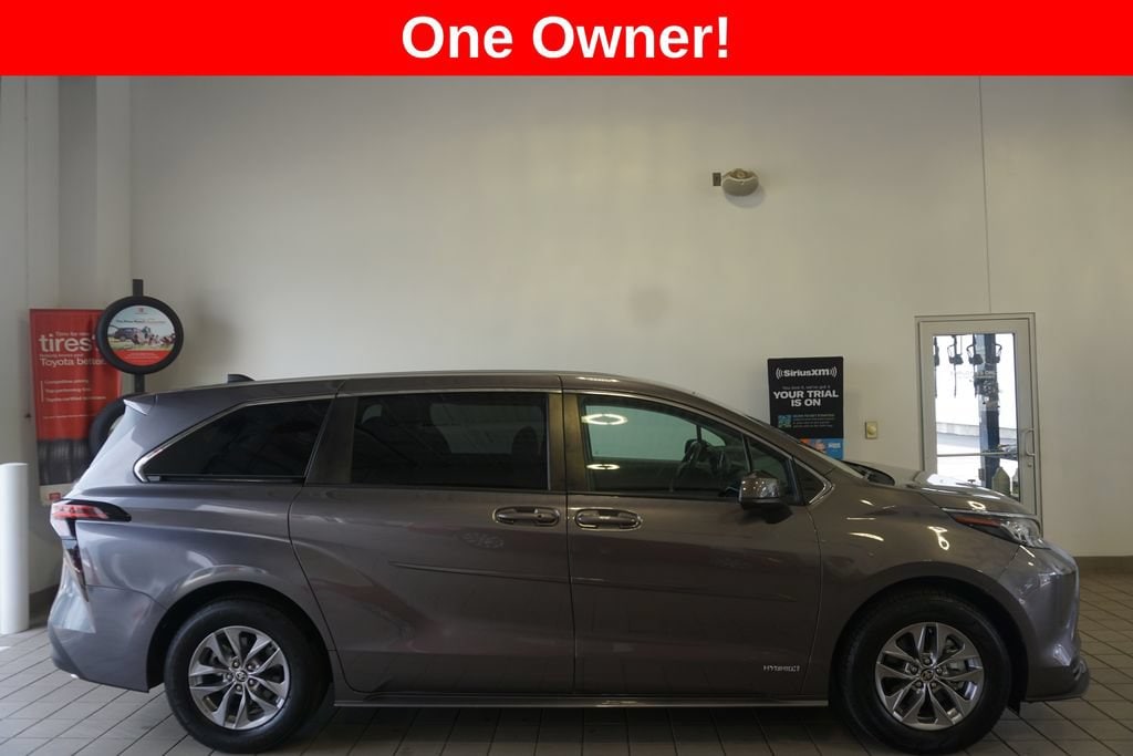 Certified 2021 Toyota Sienna LE 8 Passenger Van