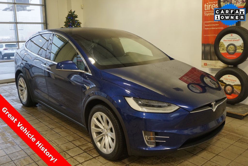 2020 Tesla Model X Long Range's photo