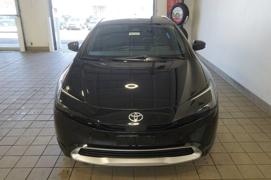 2026 Toyota Prius Plug-in Hybrid XSE Premium - Photo 16