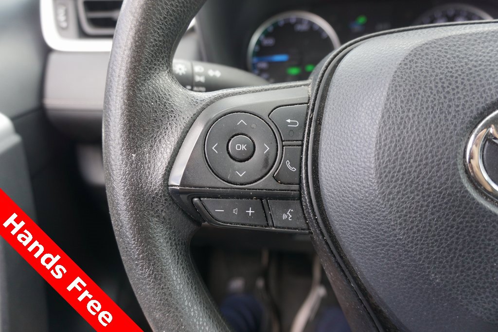 2022 Toyota RAV4 Hybrid XLE photo 4