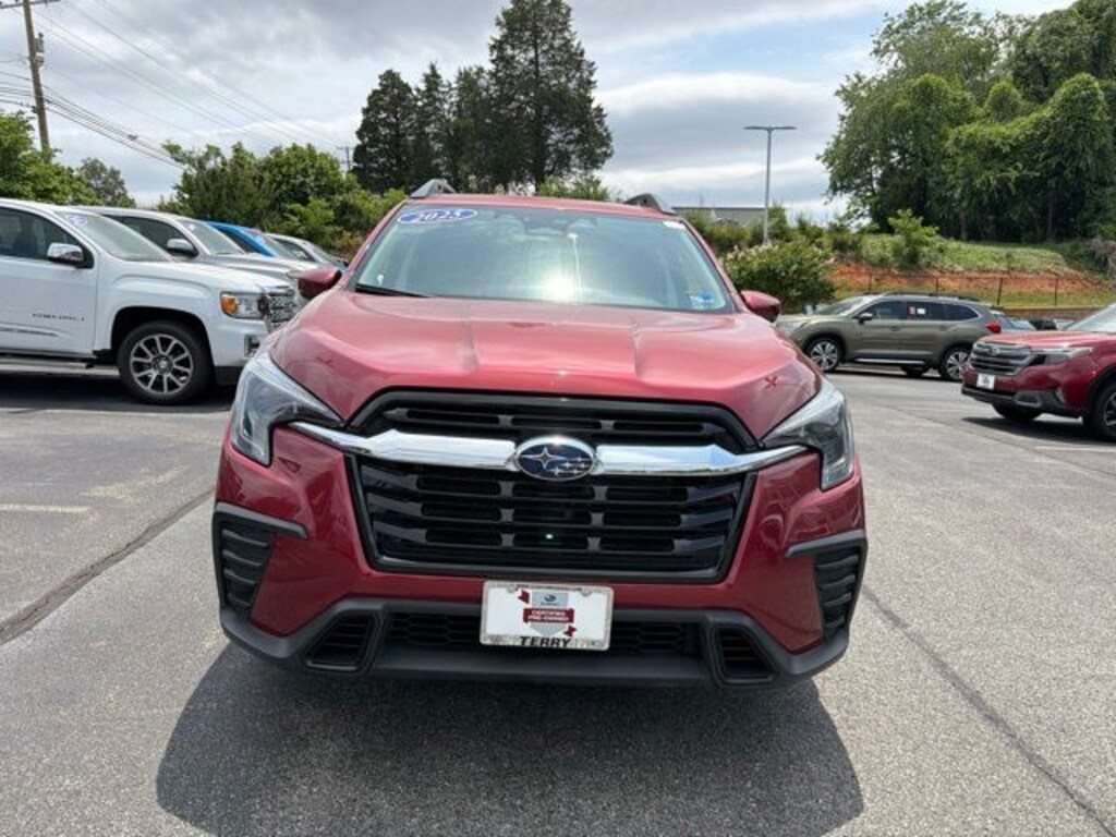 Used 2025 Subaru Ascent Premium SUV