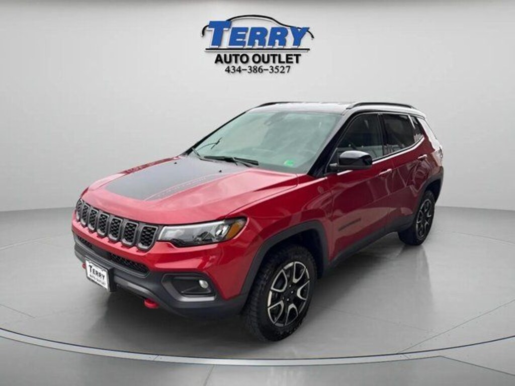 Used 2024 Jeep Compass Trailhawk SUV