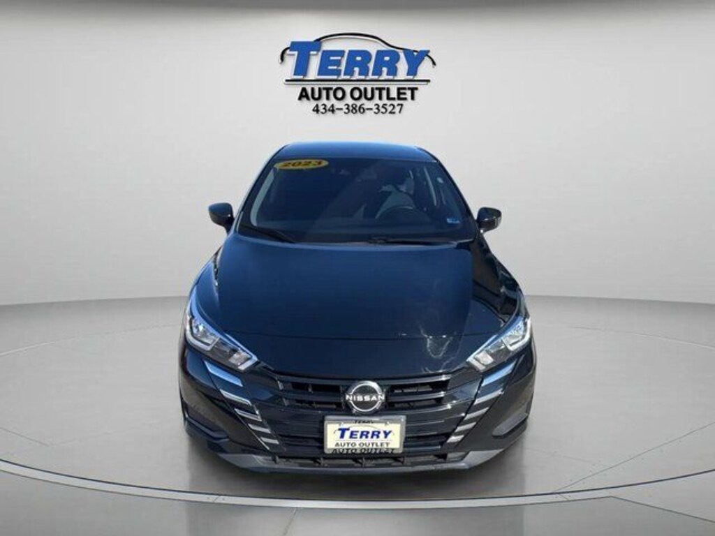 Used 2023 Nissan Versa 1.6 SV Sedan