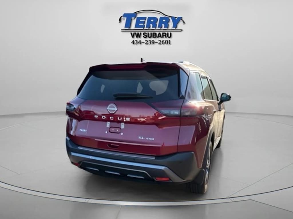 Used 2023 Nissan Rogue SL SUV