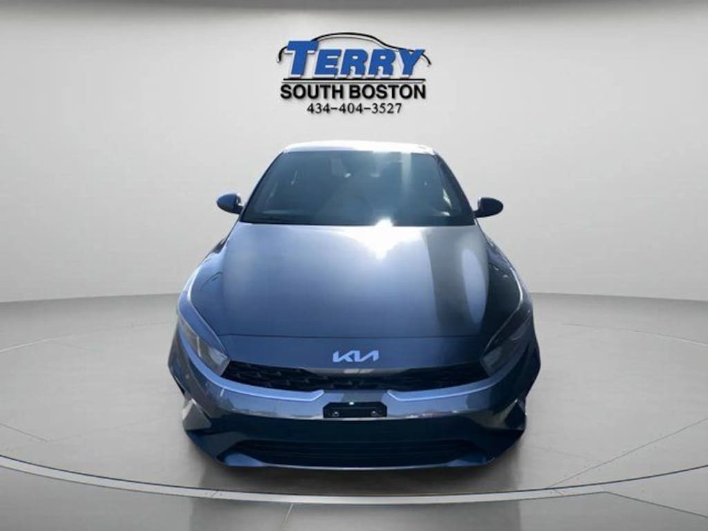 Used 2023 Kia Forte LXS Sedan