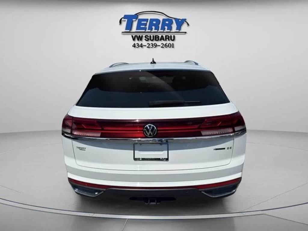 Certified 2024 Volkswagen Atlas Cross Sport 2.0T SE w/Technology SUV