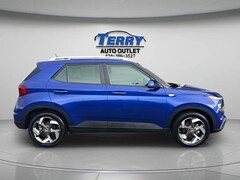 Used 2024 Hyundai Venue SEL SUV for sale