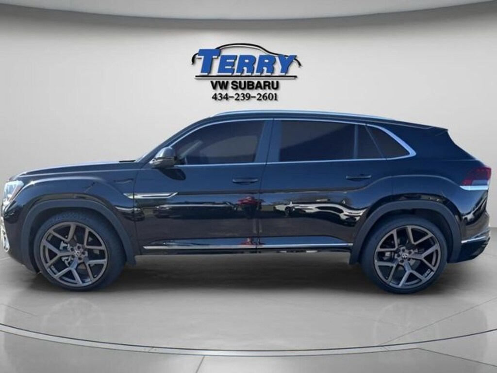 Used 2024 Volkswagen Atlas Cross Sport 2.0T SEL R-Line SUV