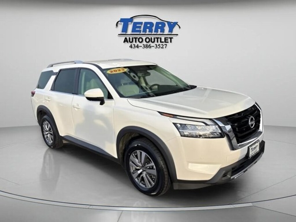Used 2023 Nissan Pathfinder SL SUV