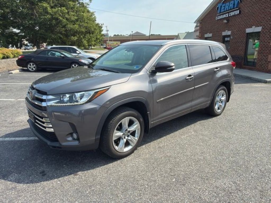 Used 2018 Toyota Highlander Limited SUV