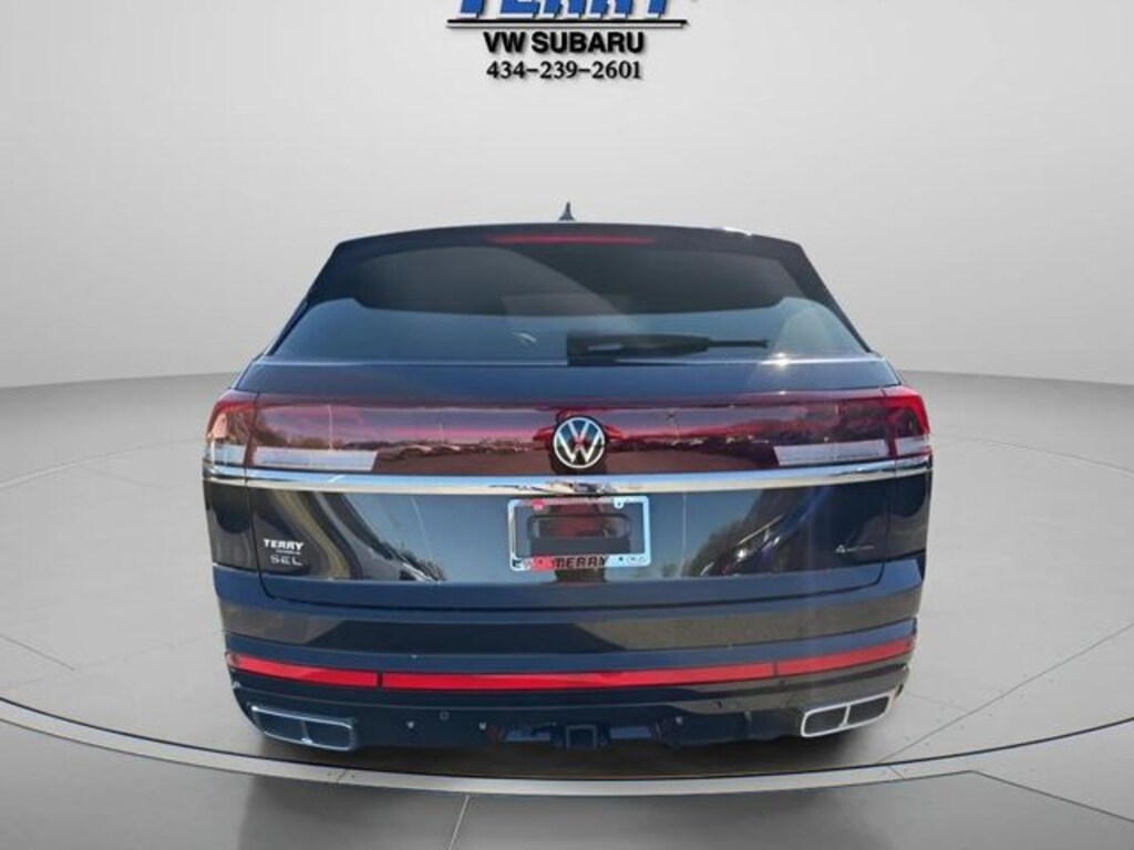 Used 2024 Volkswagen Atlas Cross Sport 2.0T SEL R-Line SUV