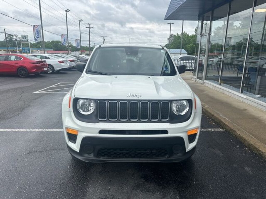 Used 2023 Jeep Renegade Latitude SUV