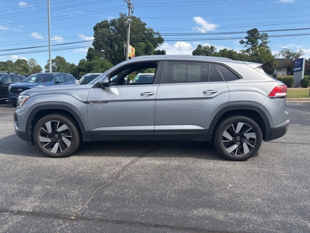 Used 2024 Volkswagen Atlas Cross Sport 2.0T SE w/Technology SUV