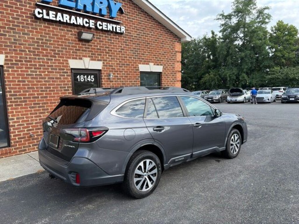 Used 2020 Subaru Outback Premium SUV