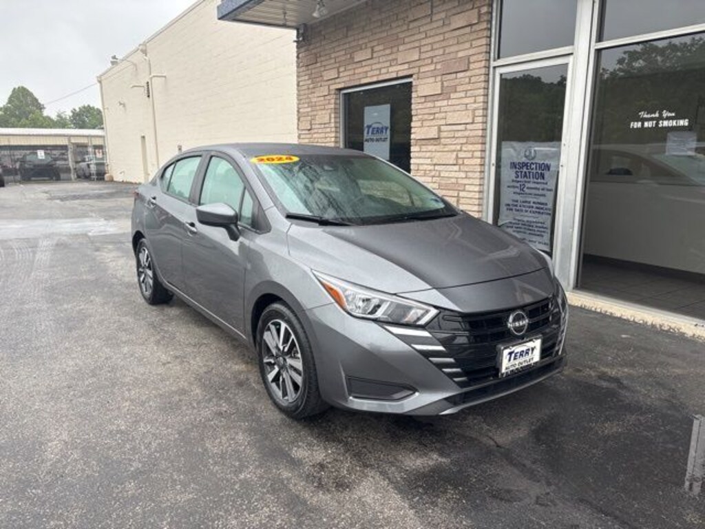 Used 2024 Nissan Versa 1.6 SV Sedan