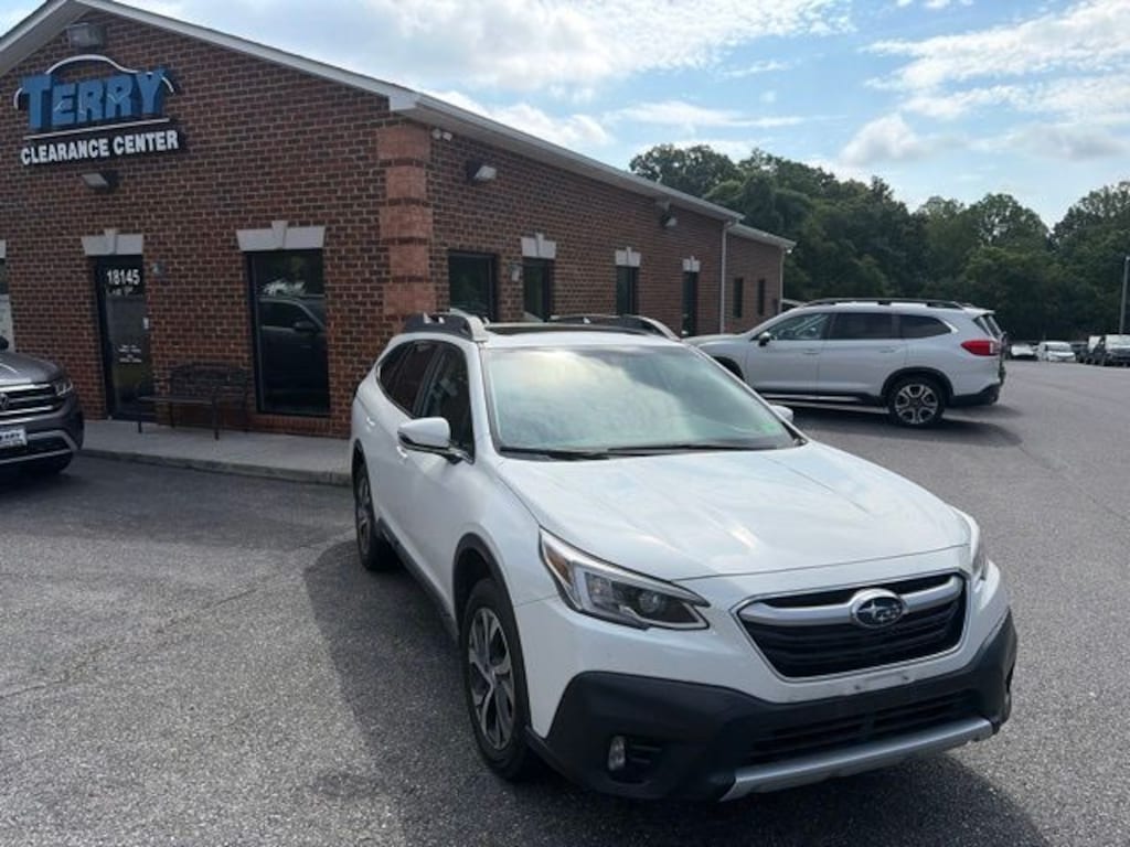 Used 2022 Subaru Outback Limited SUV