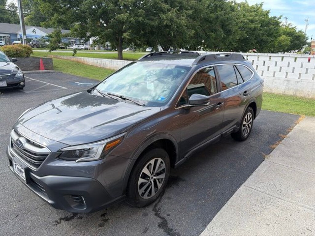 Used 2020 Subaru Outback Premium SUV