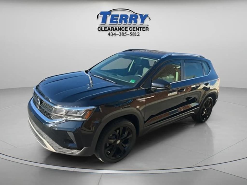 Used 2022 Volkswagen Taos 1.5T SE SUV