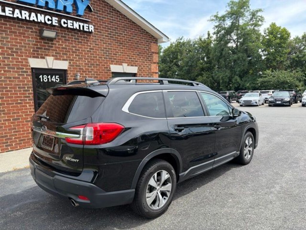 Used 2024 Subaru Ascent Premium SUV