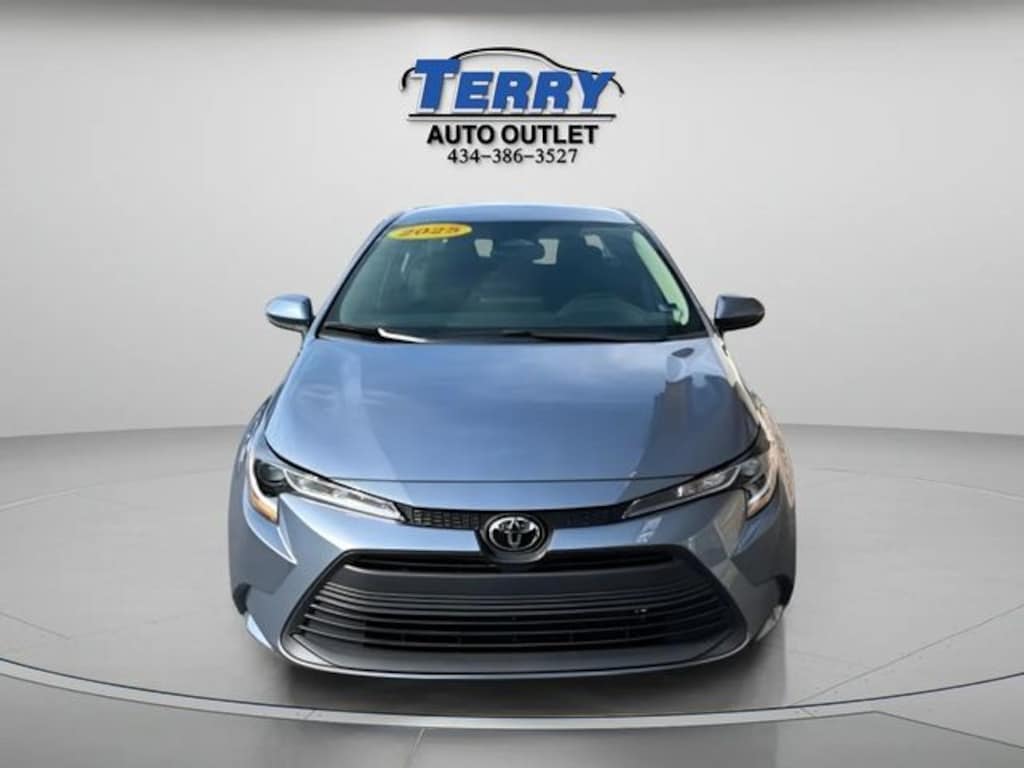 Used 2025 Toyota Corolla LE Sedan