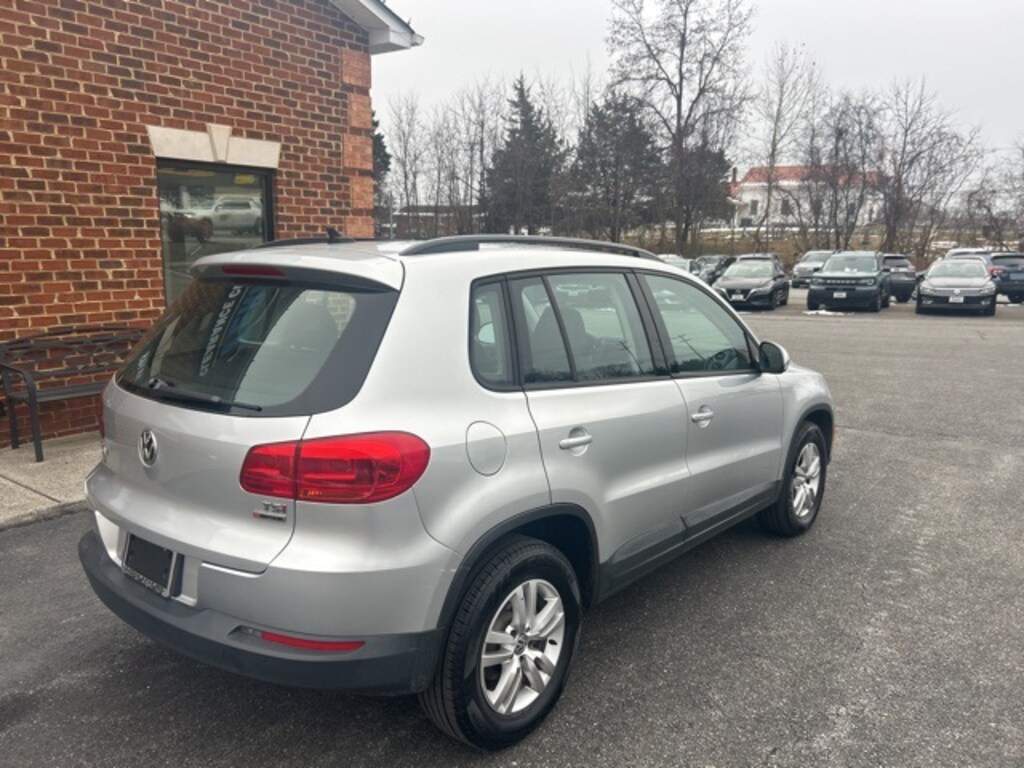 Used 2017 Volkswagen Tiguan 2.0T S SUV