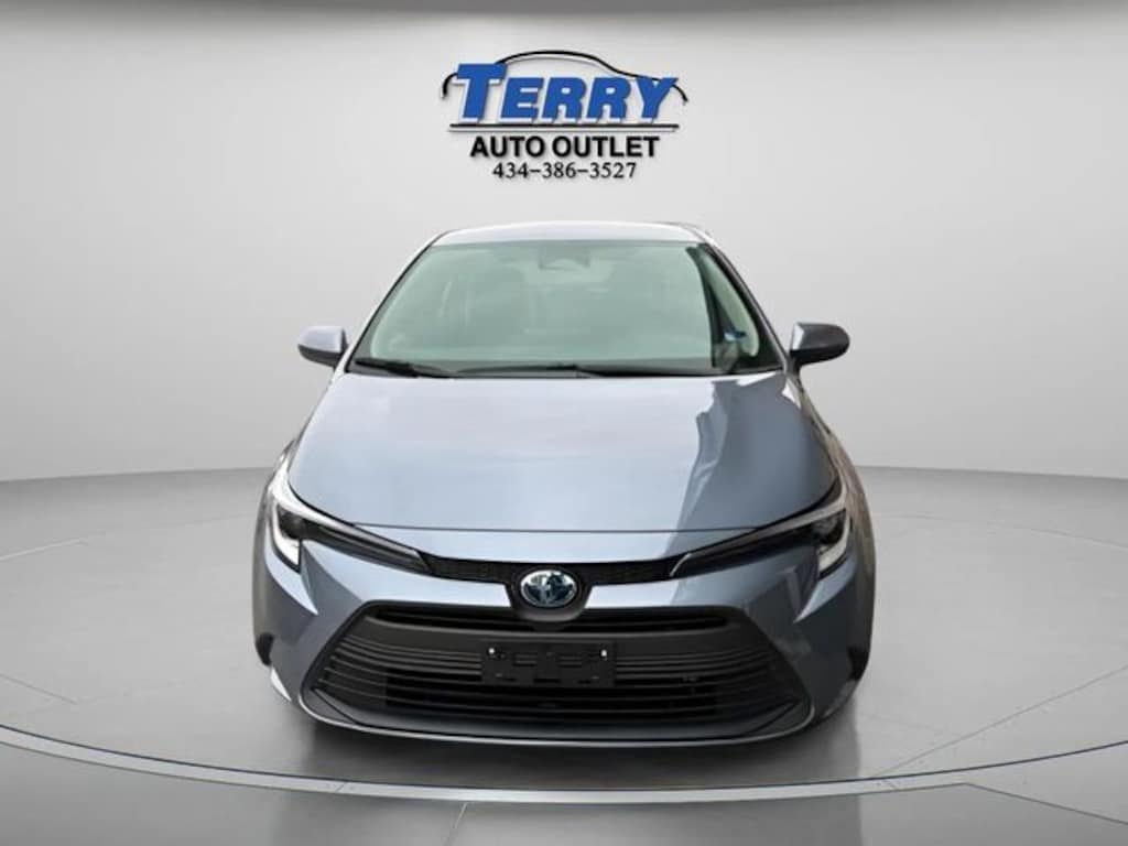 Used 2025 Toyota Corolla Hybrid LE Sedan