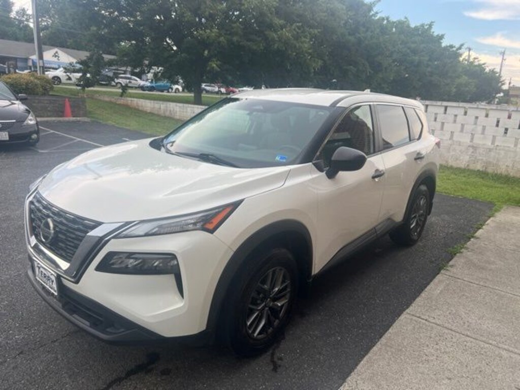Used 2021 Nissan Rogue S SUV