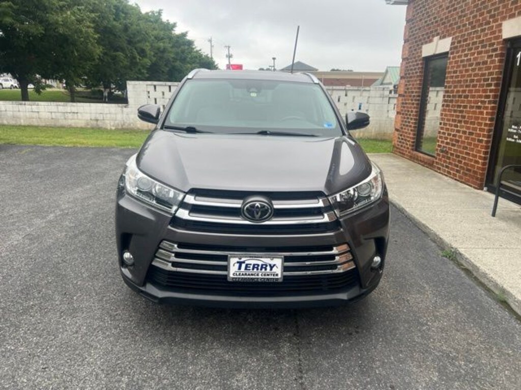 Used 2018 Toyota Highlander Limited SUV