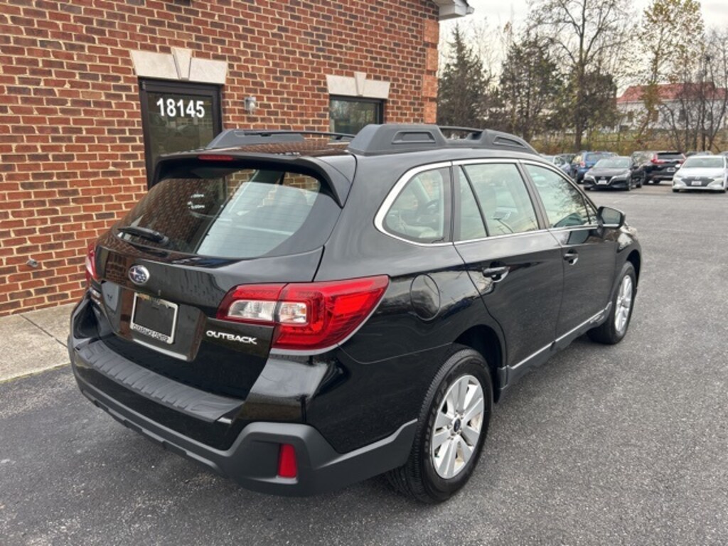 Used 2018 Subaru Outback 2.5i SUV
