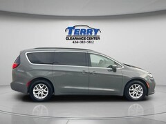 2022 Chrysler Pacifica Touring L Minivan/Van