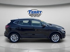 2022 Nissan Rogue Sport SV SUV