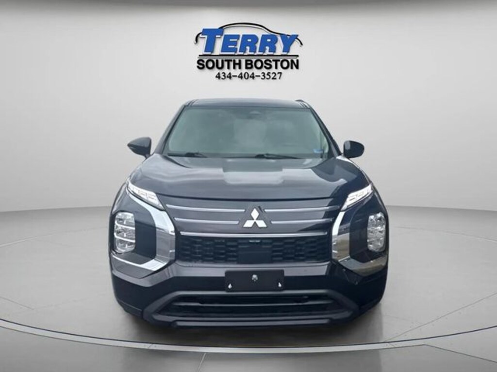 Used 2025 Mitsubishi Outlander ES SUV