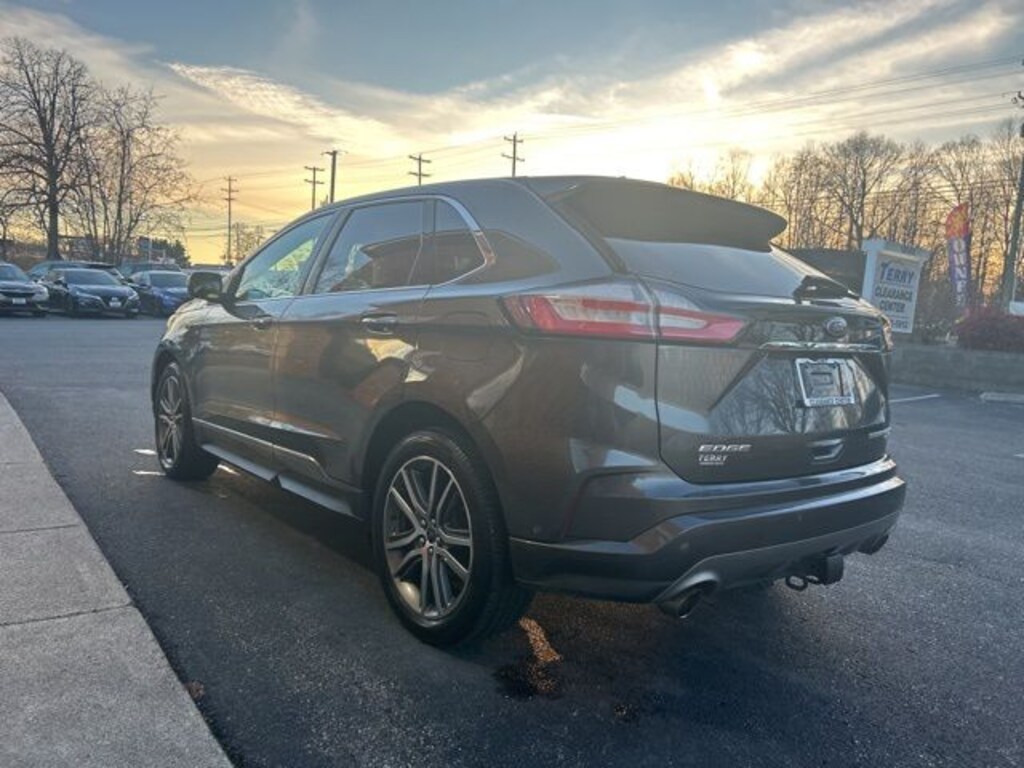 Used 2019 Ford Edge Titanium SUV