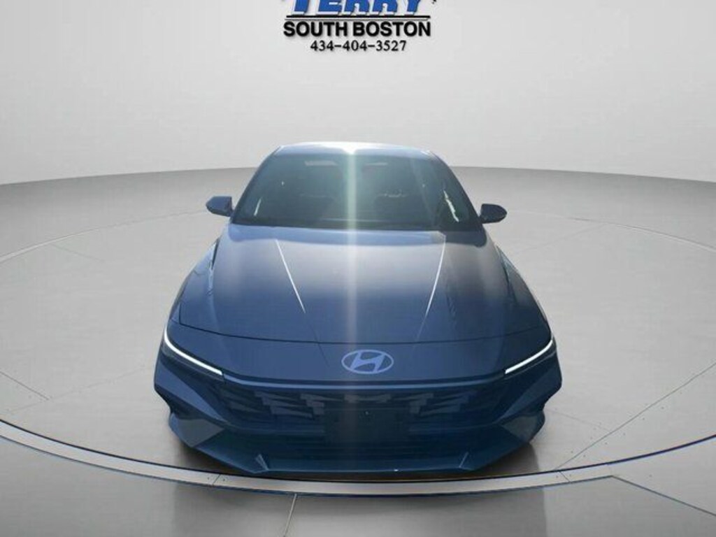 Used 2024 Hyundai Elantra SEL Sedan