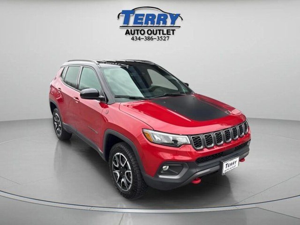 Used 2024 Jeep Compass Trailhawk SUV