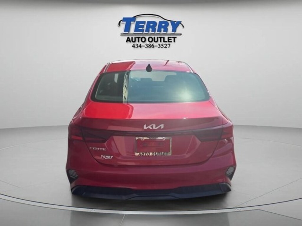 Used 2023 Kia Forte LXS Sedan