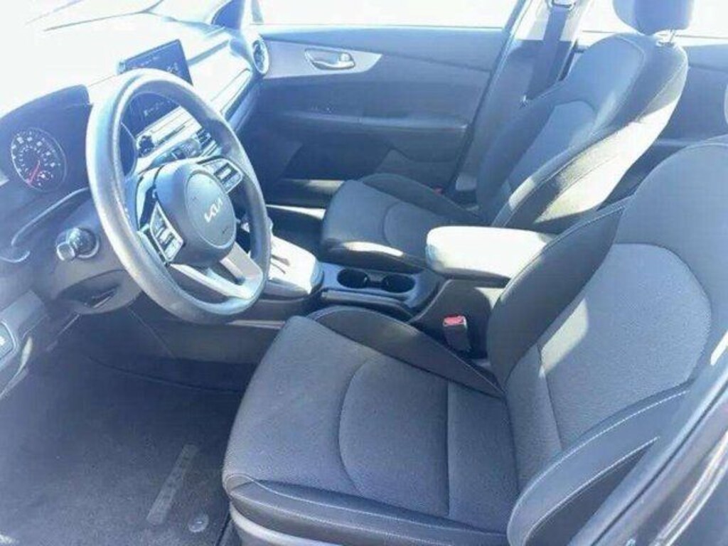 Used 2023 Kia Forte LXS Sedan